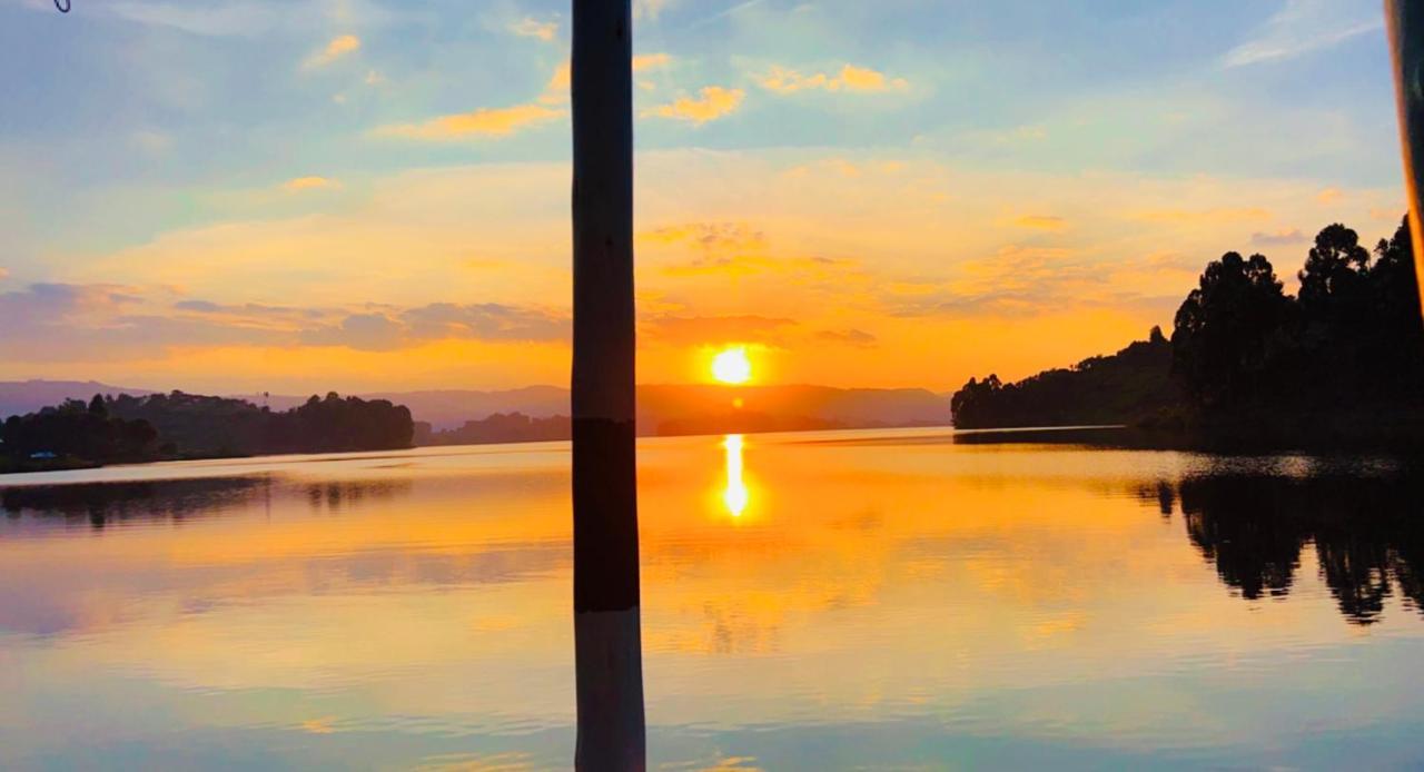 Lake Bunyonyi Rock Resort Kabale Eksteriør bilde